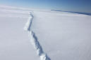 Iceberg 4.5 Times the Size of Manhattan Breaks Off Antarctic Glacier