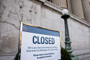 Smithsonian, EPA Ready to Close as Shutdown Toll Deepens