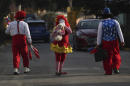 AP PHOTOS: Clowns suffer, adapt in Peru due to the pandemic